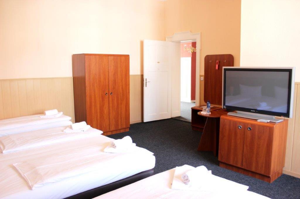 Hotel-Pension Rheingold Am Kurfuerstendamm Берлин Экстерьер фото